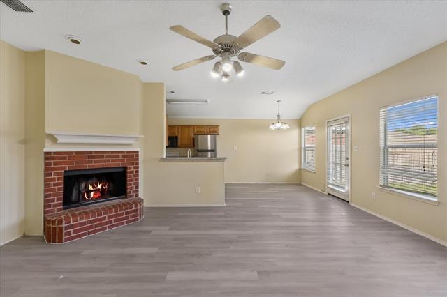 Building Photo - 2312 Corral Dr