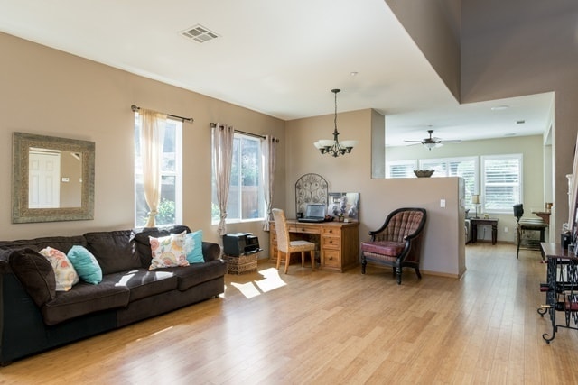 Building Photo - Hidden Meadows Executive 4bd 2.15 ba Home