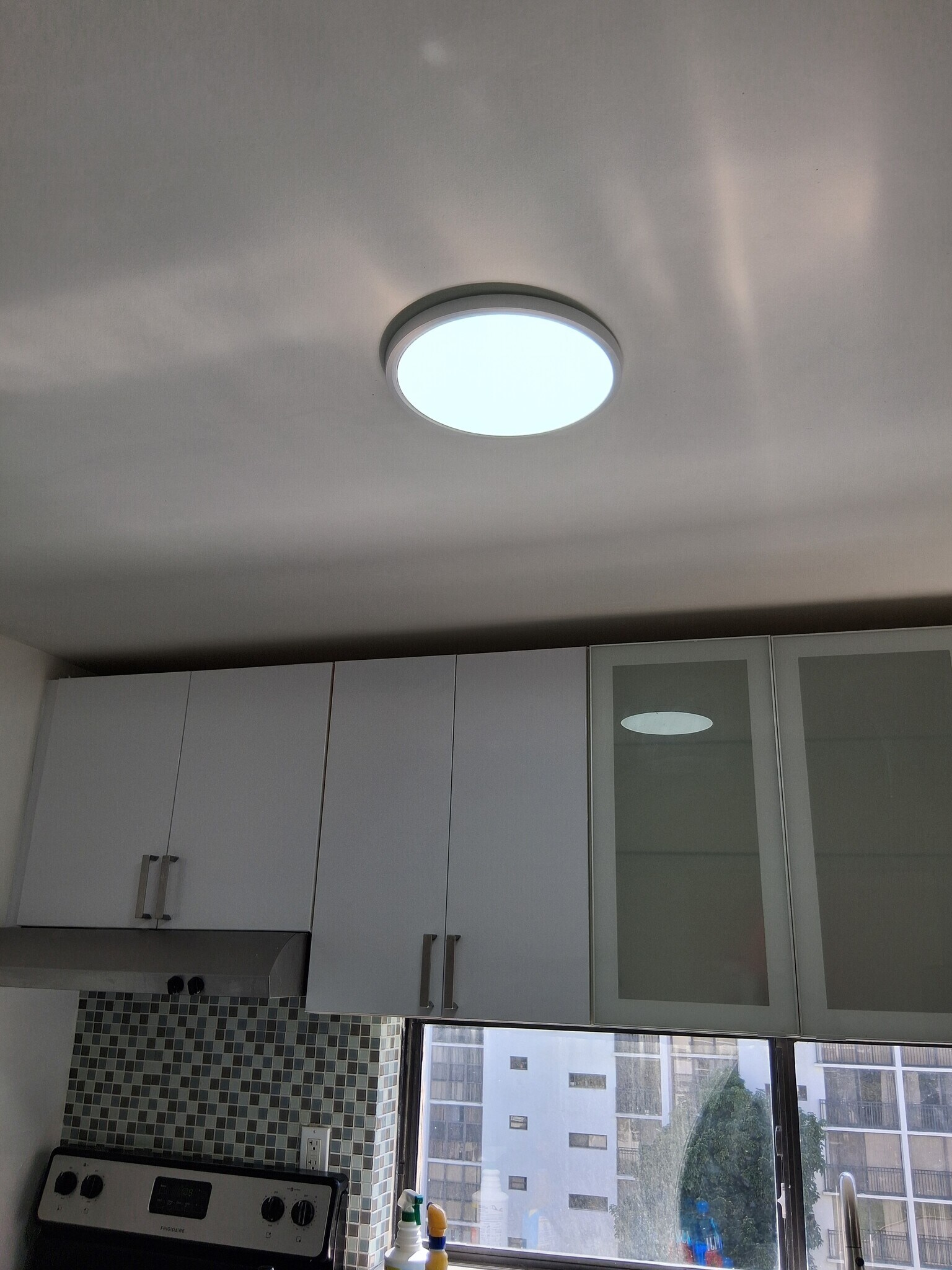 Building Photo - 17021 N Bay Rd