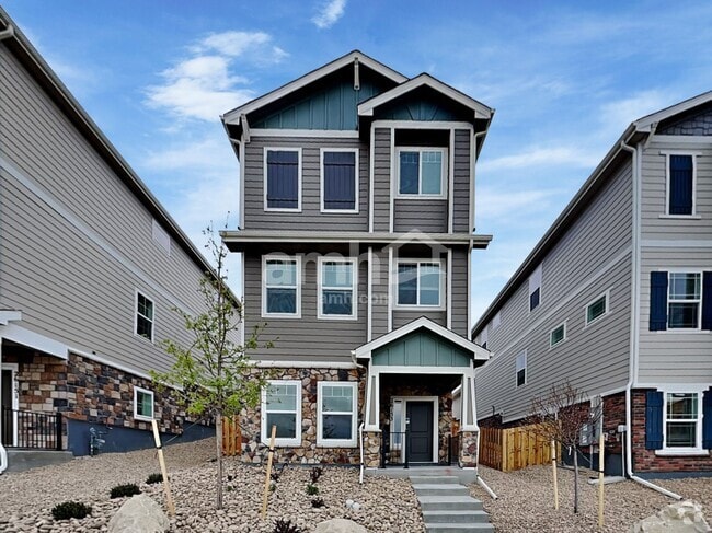 Building Photo - 26153 E Calhoun Pl