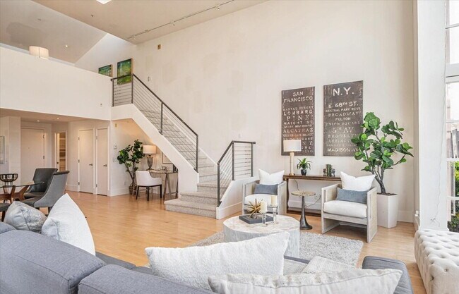 Building Photo - Upscale Living at Its Finest