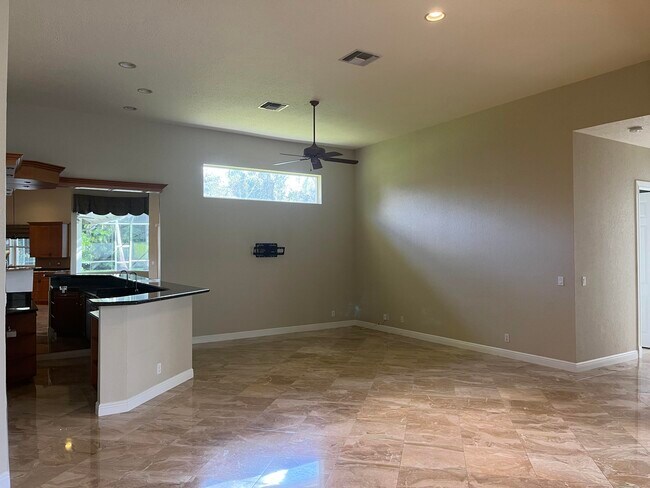 Building Photo - 7724 NW 47th Dr