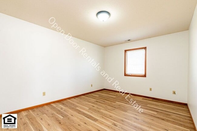 Building Photo - 1514 Fieldstone Dr