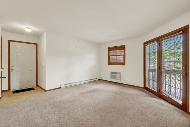 Building Photo - 330 Leah Ln