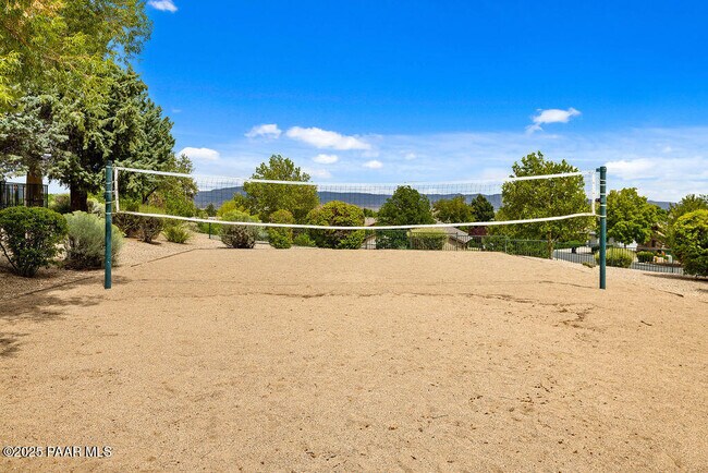 Building Photo - 5674 N Blanton Dr