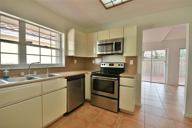 Building Photo - 10380 NW 46th St