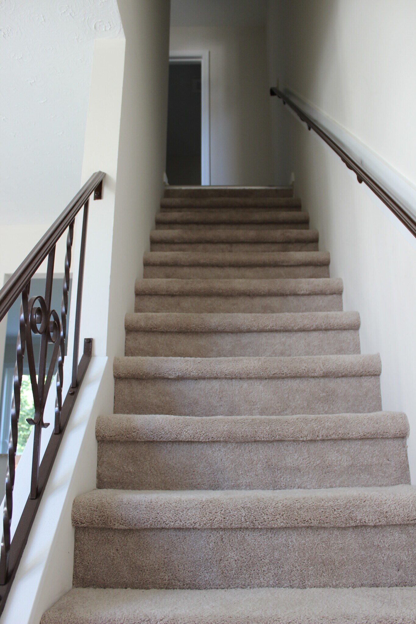 Stairs - 3288 E Pheasant Cir
