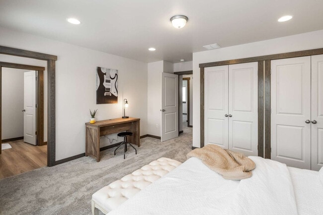 Building Photo - 2942 W Babcock St