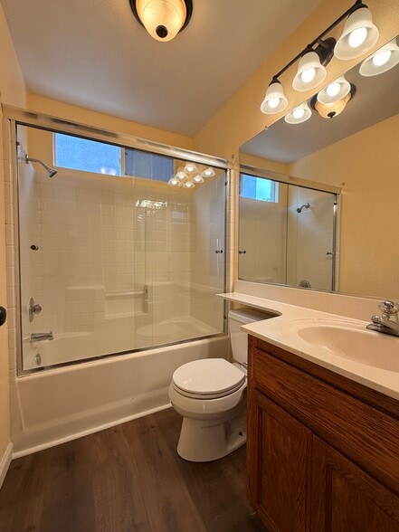 Downstairs bathroom - 3326 Amberfield Cir
