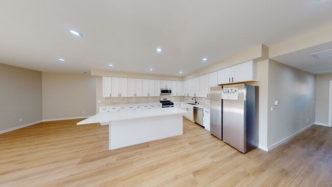 Building Photo - Newly built house on Dorothy Way! (Lease o...