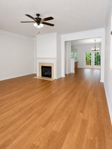 Living Room - 1235 Blairs Pointe Dr