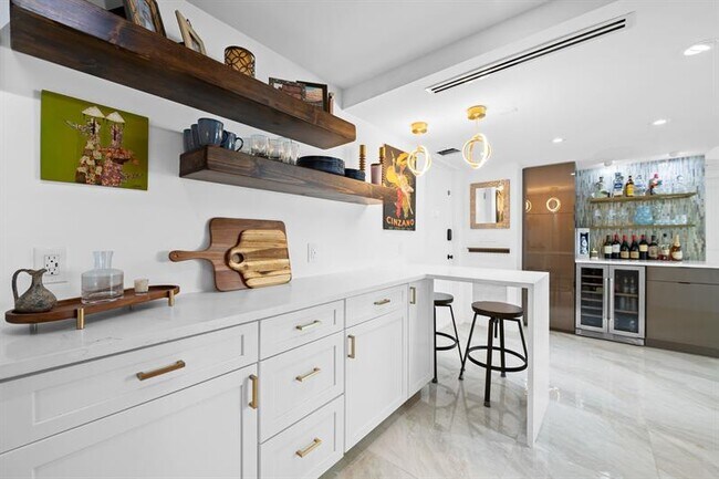 Building Photo - 1151 N Fort Lauderdale Beach Blvd