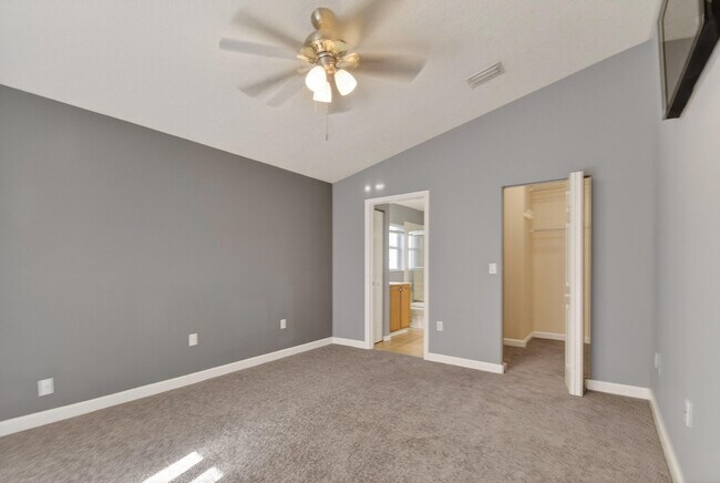 Building Photo - 475 SW Talquin Ln