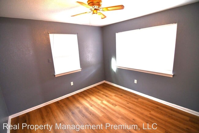 Building Photo - 3 br, 1.5 bath House - 505 Staring Lane