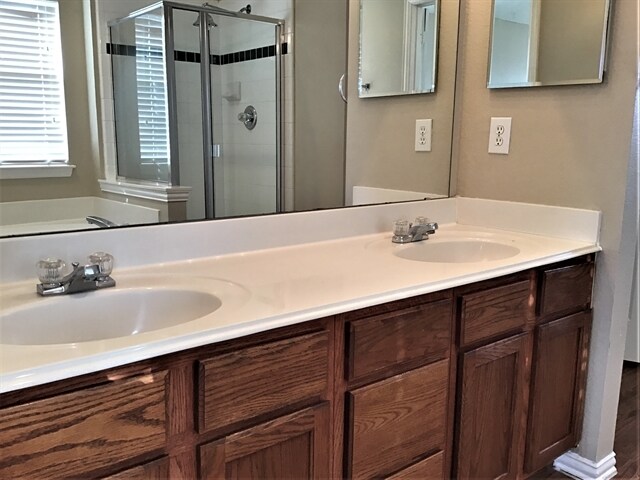 Building Photo - 3328 Creek Meadow Ln