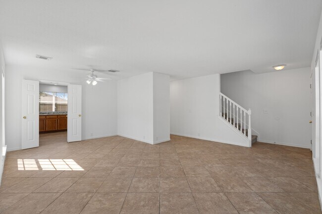 Building Photo - 3139 Silver Cedar Trail