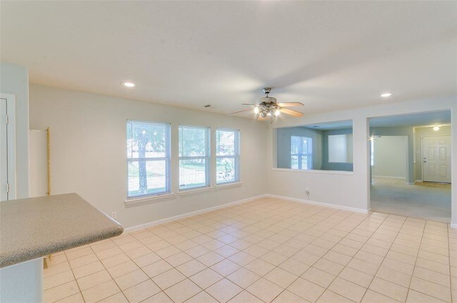 Building Photo - 3302 Legends Landing Dr