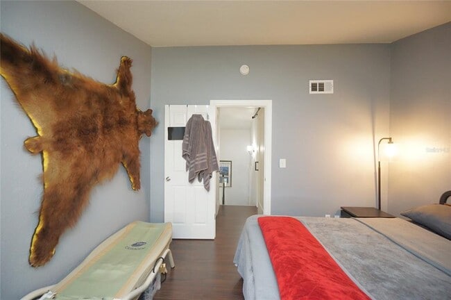 Building Photo - 4515 La Capri Ct