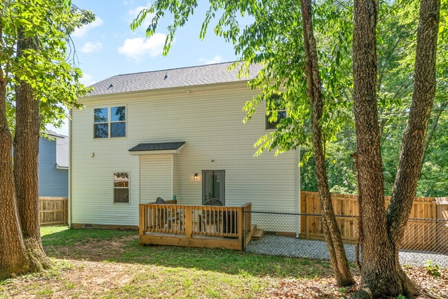 Building Photo - 1851 Calloway Dr