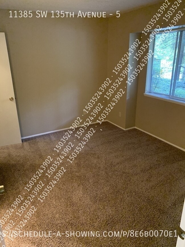 Building Photo - 11385 SW 135th Ave