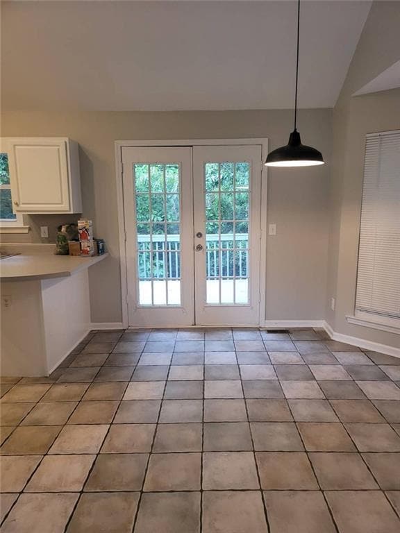 Building Photo - 120 Oak Ridge Dr