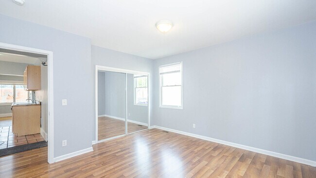 Building Photo - 1441 S State St