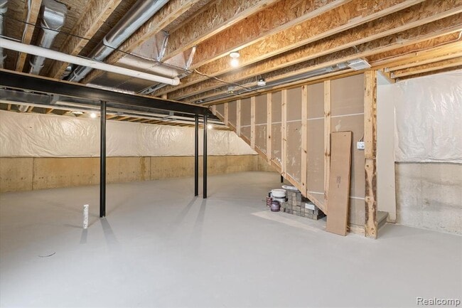 Building Photo - 21422 Navarra Dr