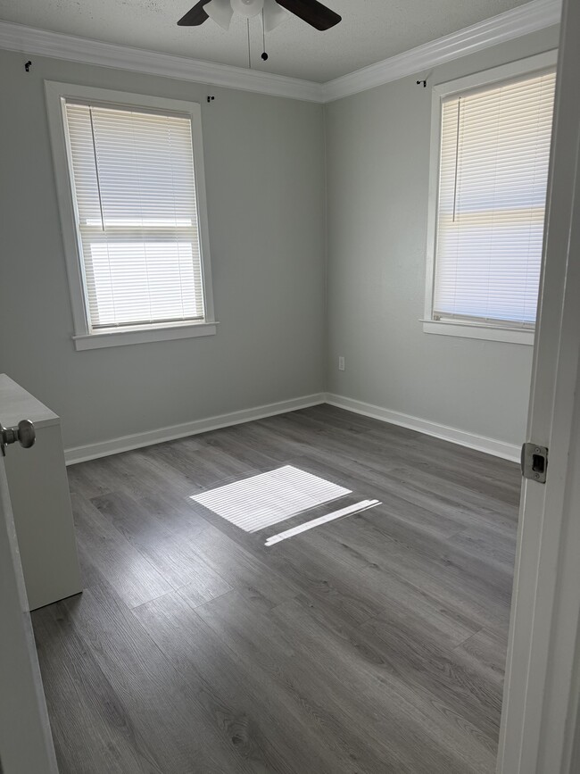 Building Photo - 1600 Maryland Ave