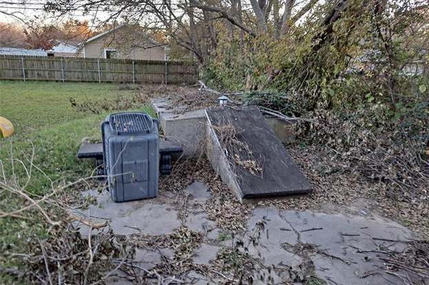 Building Photo - 1708 Harris St