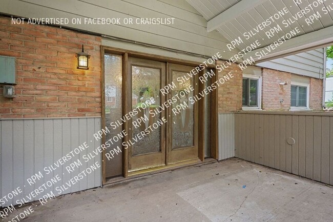 Building Photo - 547 Reed-