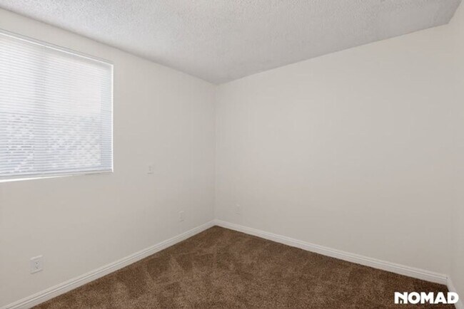 Building Photo - Charming 2 Bedroom 1 Bath Apartment For Rent