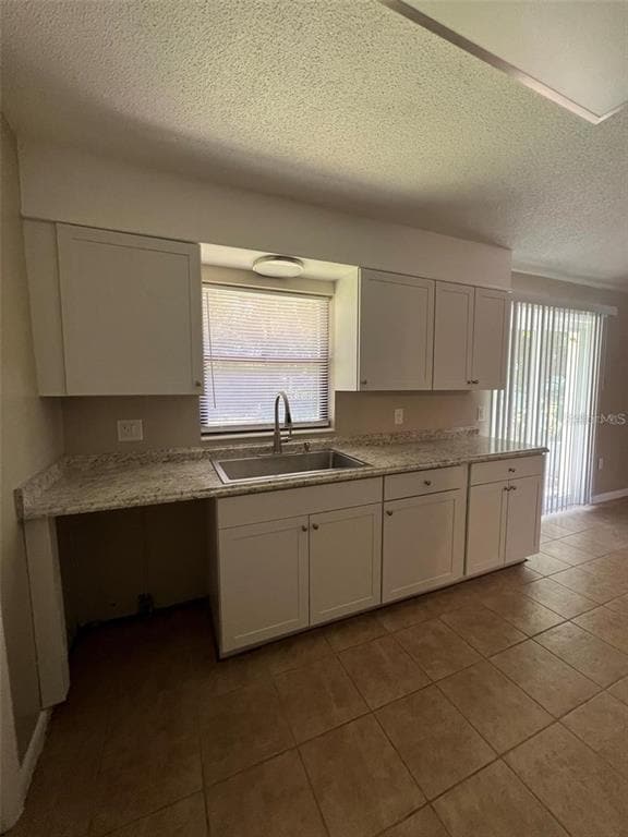 Building Photo - 3013 NE 25th Ct
