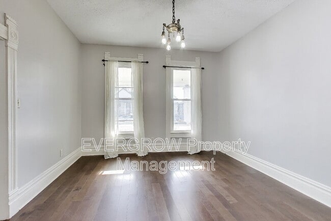 Building Photo - 1140 Hoyt Ave