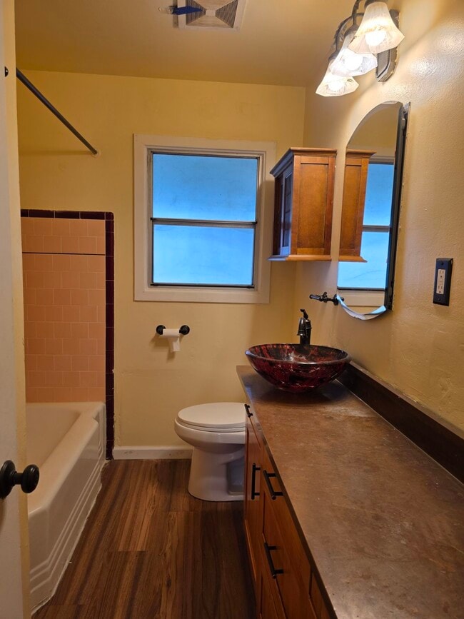 Building Photo - 3254 Magowan Dr