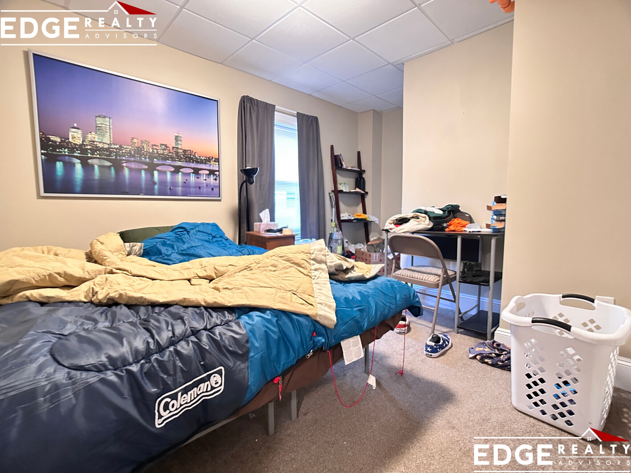 Building Photo - 555 Washington St