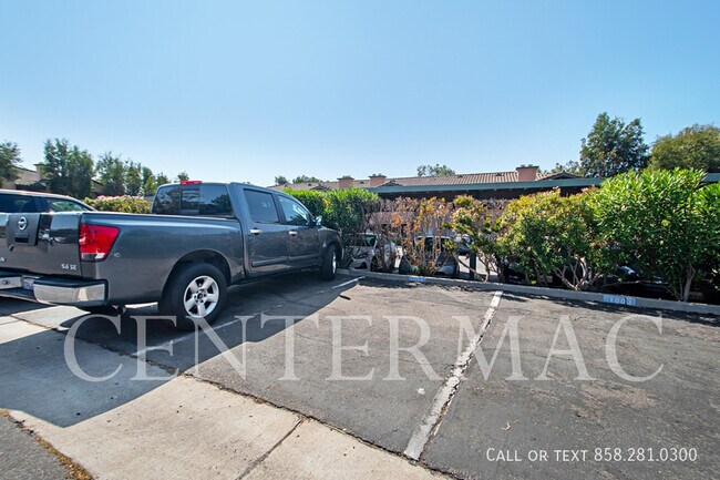Building Photo - 17161 Alva Rd