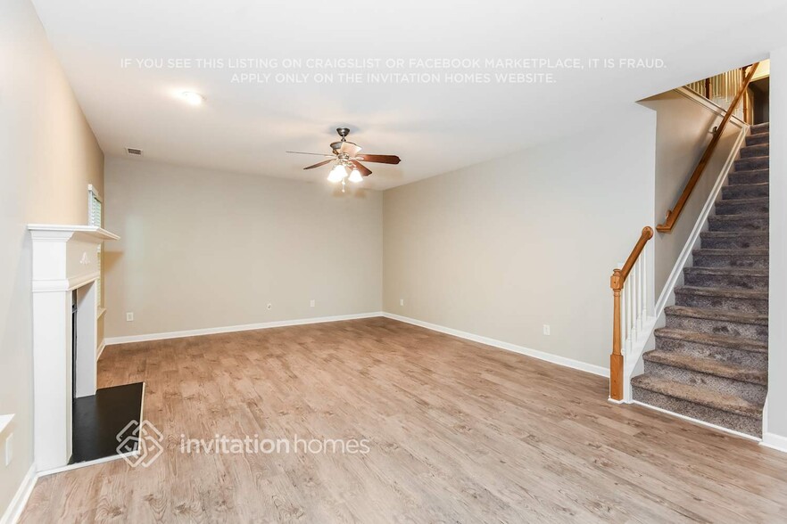 Building Photo - 1468 Scenic Pines Dr