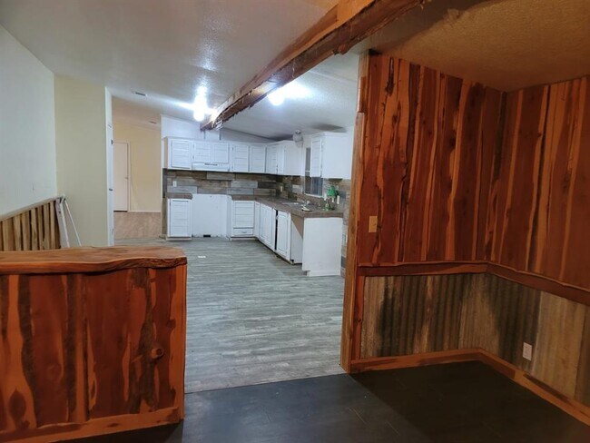 Building Photo - 8922 Witter Ln