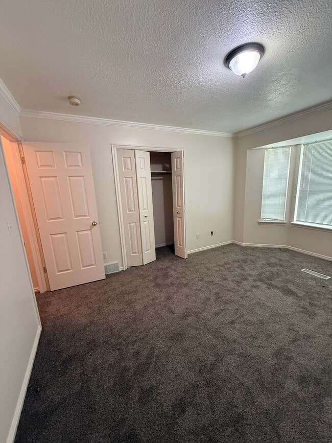 Building Photo - 938 E 1420 N