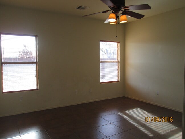 Building Photo - 993 S Throne Room St