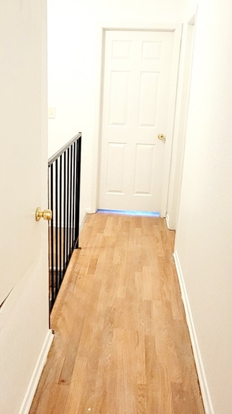 Building Photo - 9503 Olde Towne Row