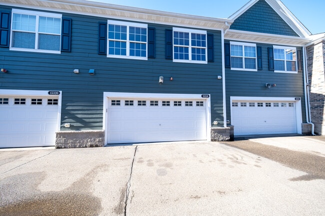 Building Photo - 15316 Founders Ln