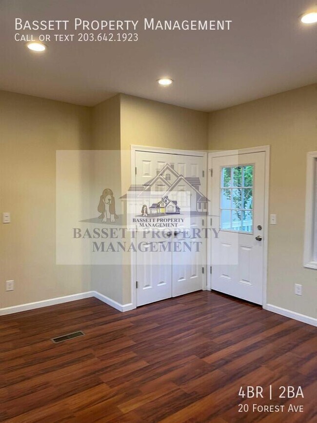 Building Photo - 20 Forest Ave