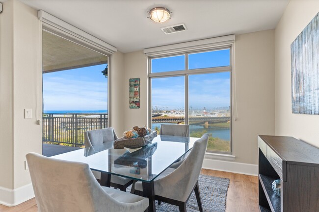 Building Photo - 1019 Costa Pacifica Way