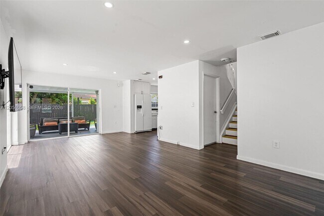 Building Photo - 13990 SW 160th Terrace