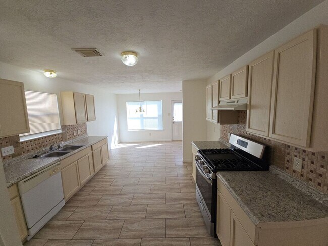 Building Photo - 21802 Westfield Ridge Dr