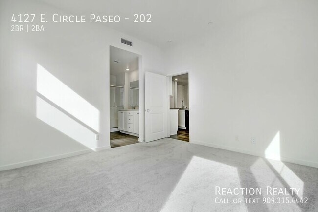 Building Photo - 4127 E. Circle Paseo-202