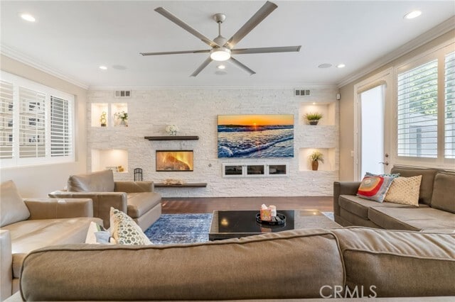 Building Photo - 7681 Stonegate Dr