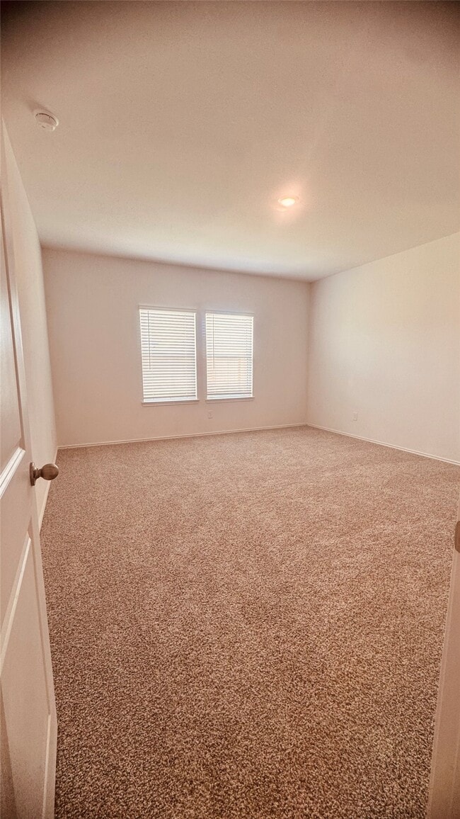 Building Photo - 3019 Glenn Lakes Dr
