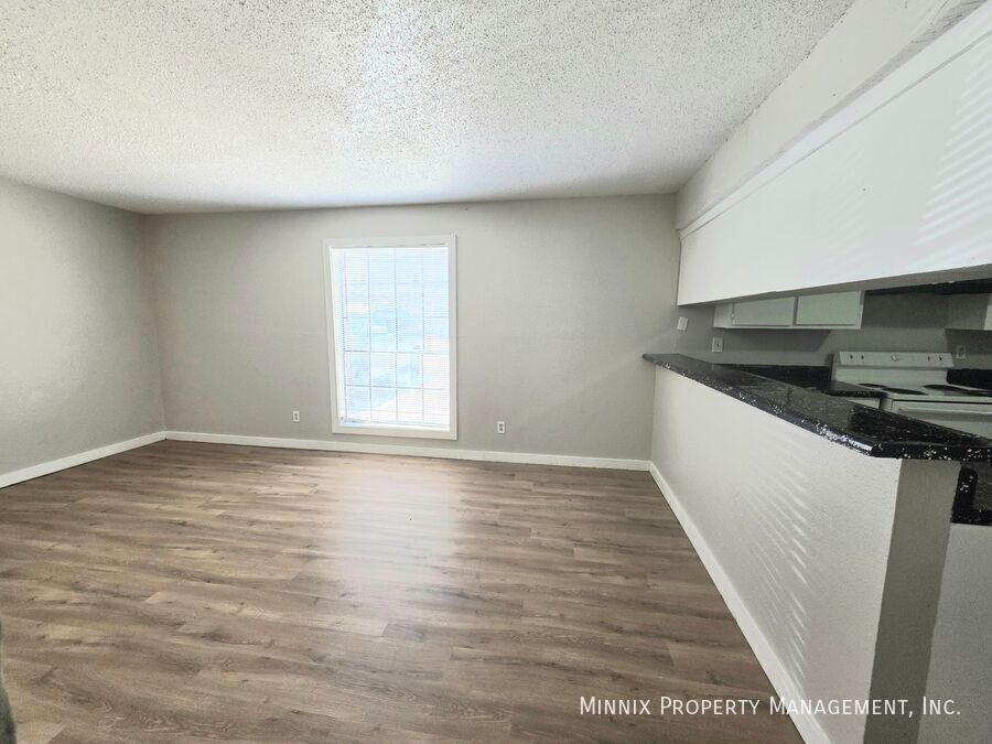 Building Photo - 3007 W Louisiana Ave